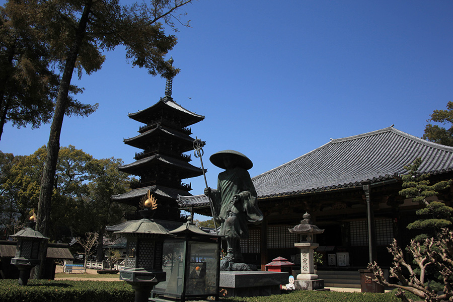 本山寺(国宝)